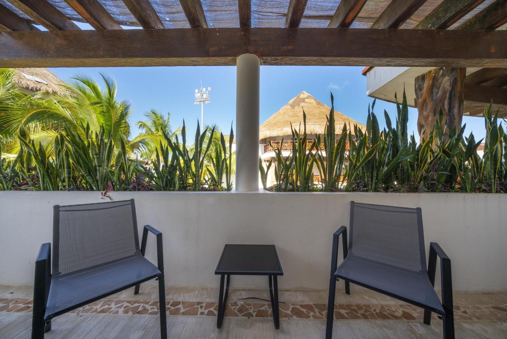 Nhà nghỉ Luxury 1 Bedroom With Pool And Fitness Center - Kaan 304 *