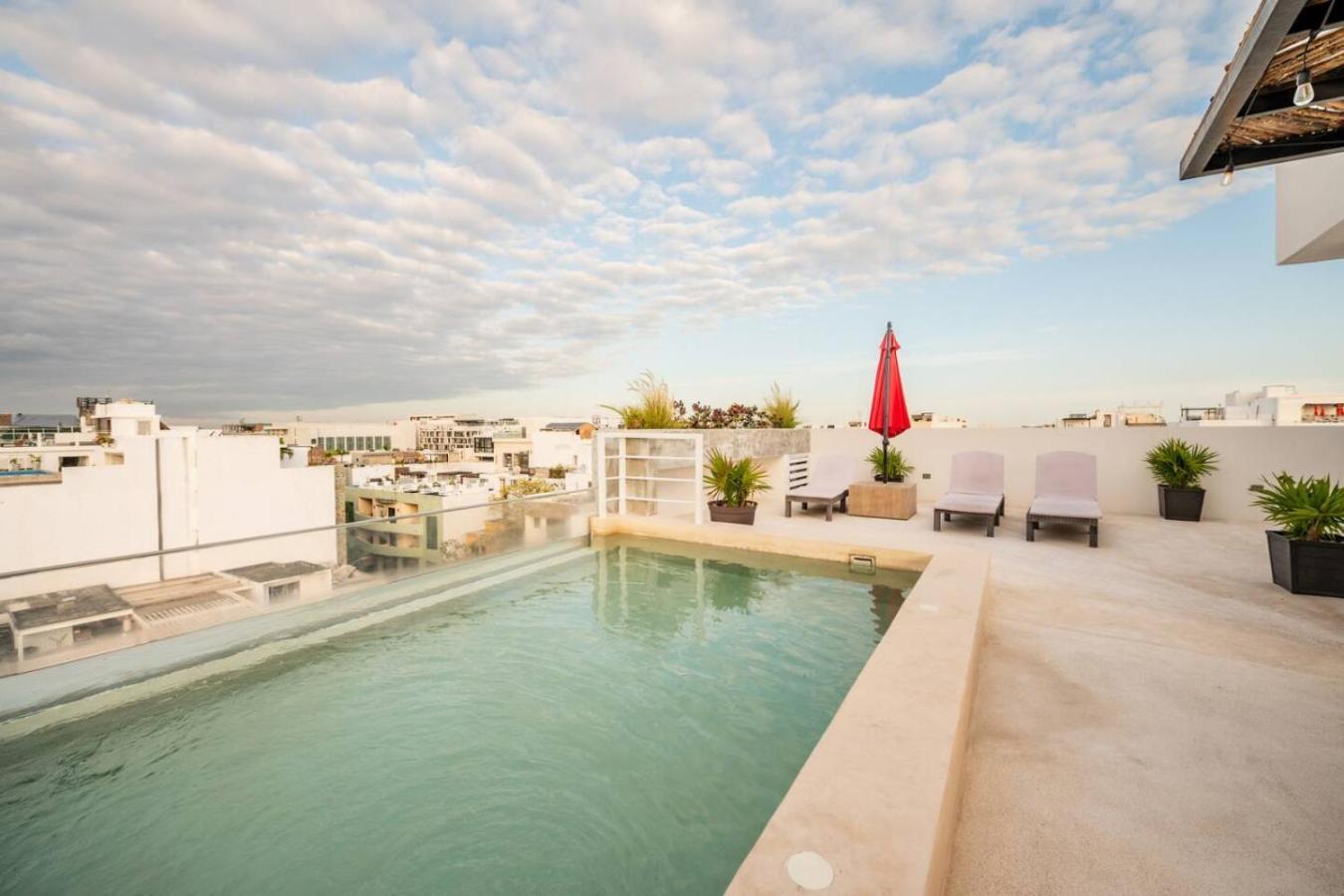 Сasa de vacaciones 1 Bedroom W Rooftop Pool Walk To 5th Ave *