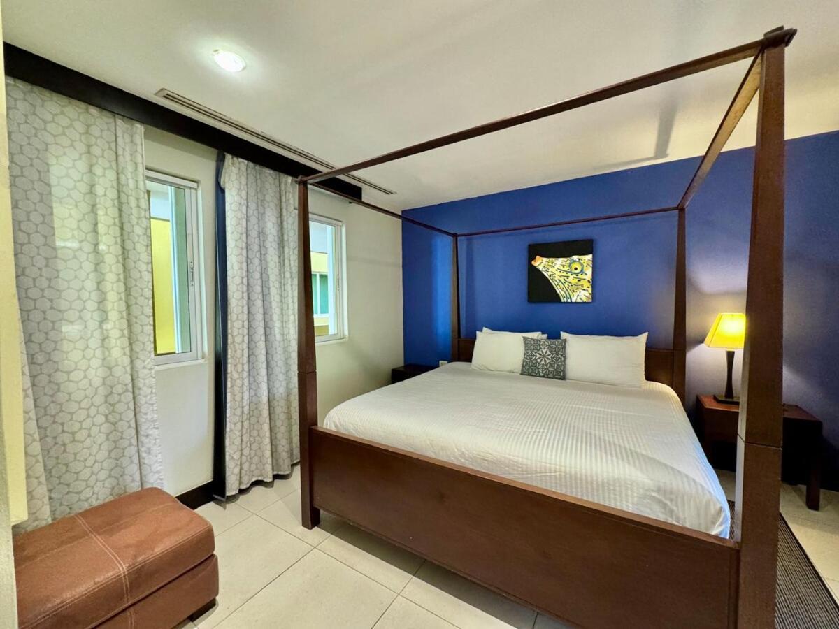 One Block From The Sea, Ideal! * Playa del Carmen