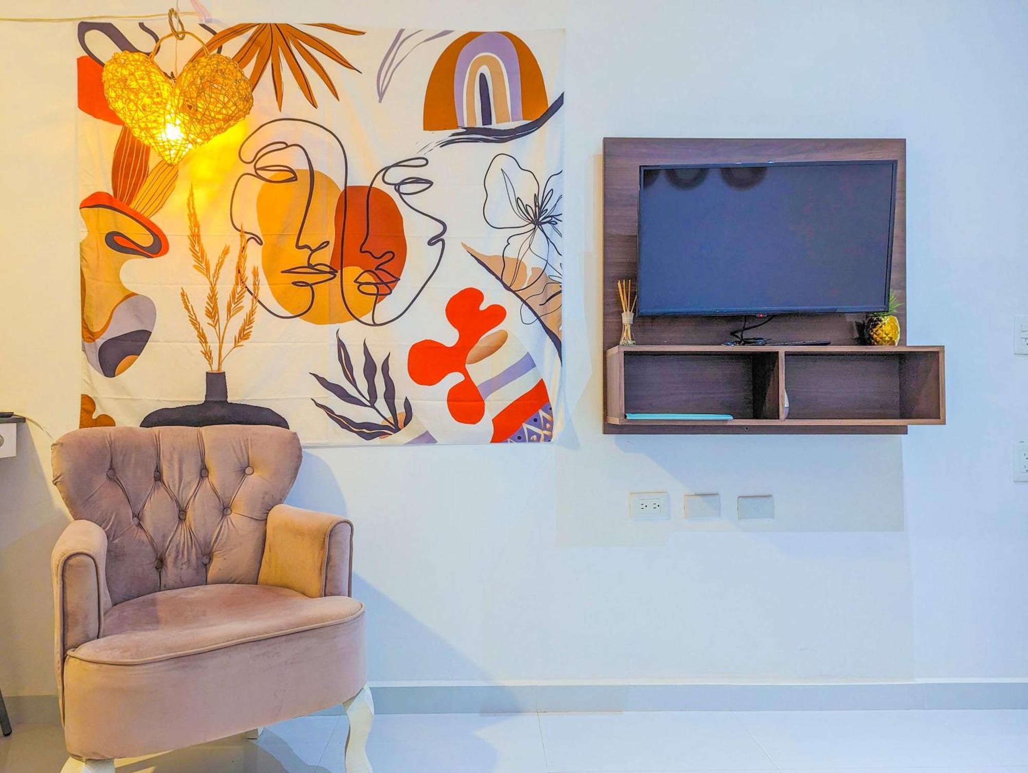500m To L King Beds Kitchen L Pool Patio Gym Bikes Ac 30504 Apartamento *