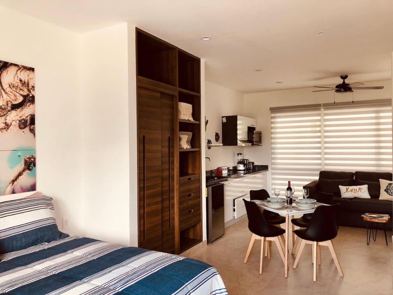 Stylish Steps From 5th Ave And Playa del Carmen