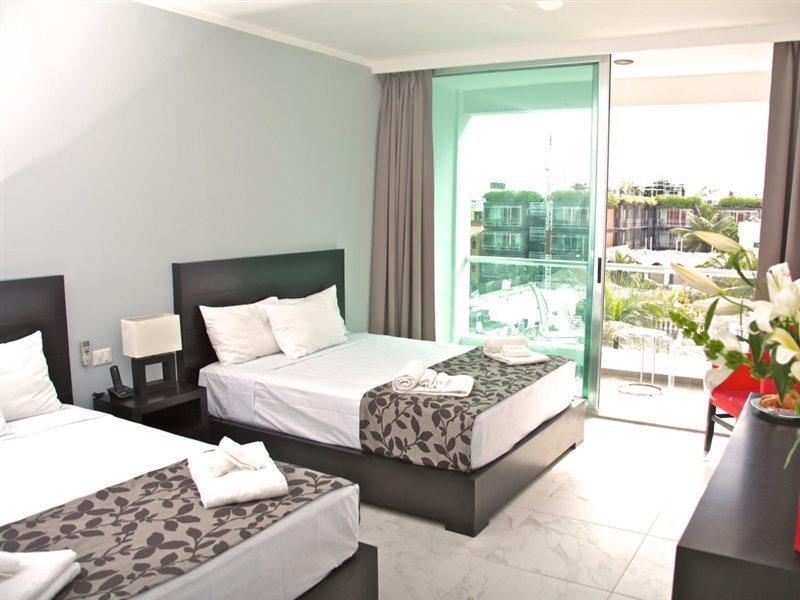 Soho Playa Khách sạn 4*