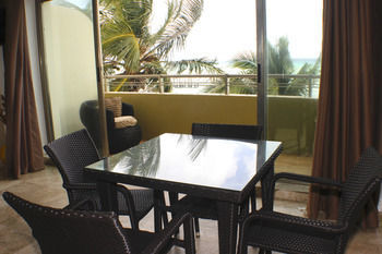 Ocean Plaza Condos