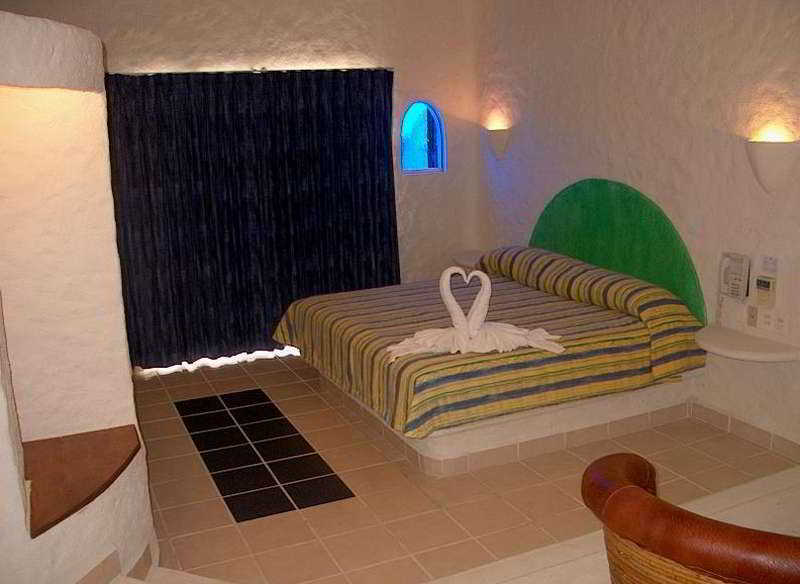 Hotel Amanecer