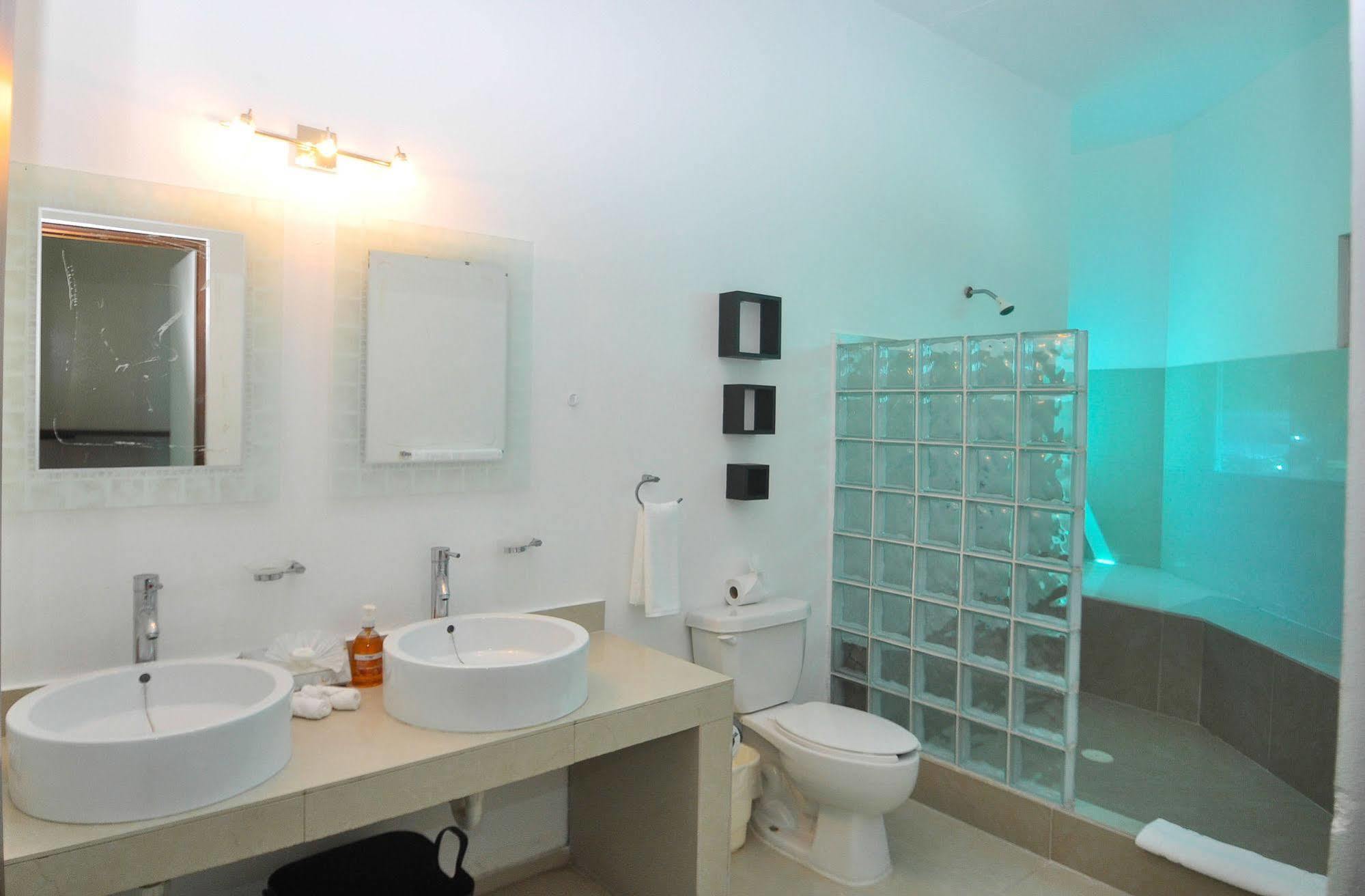 White House By Vimex Villa *