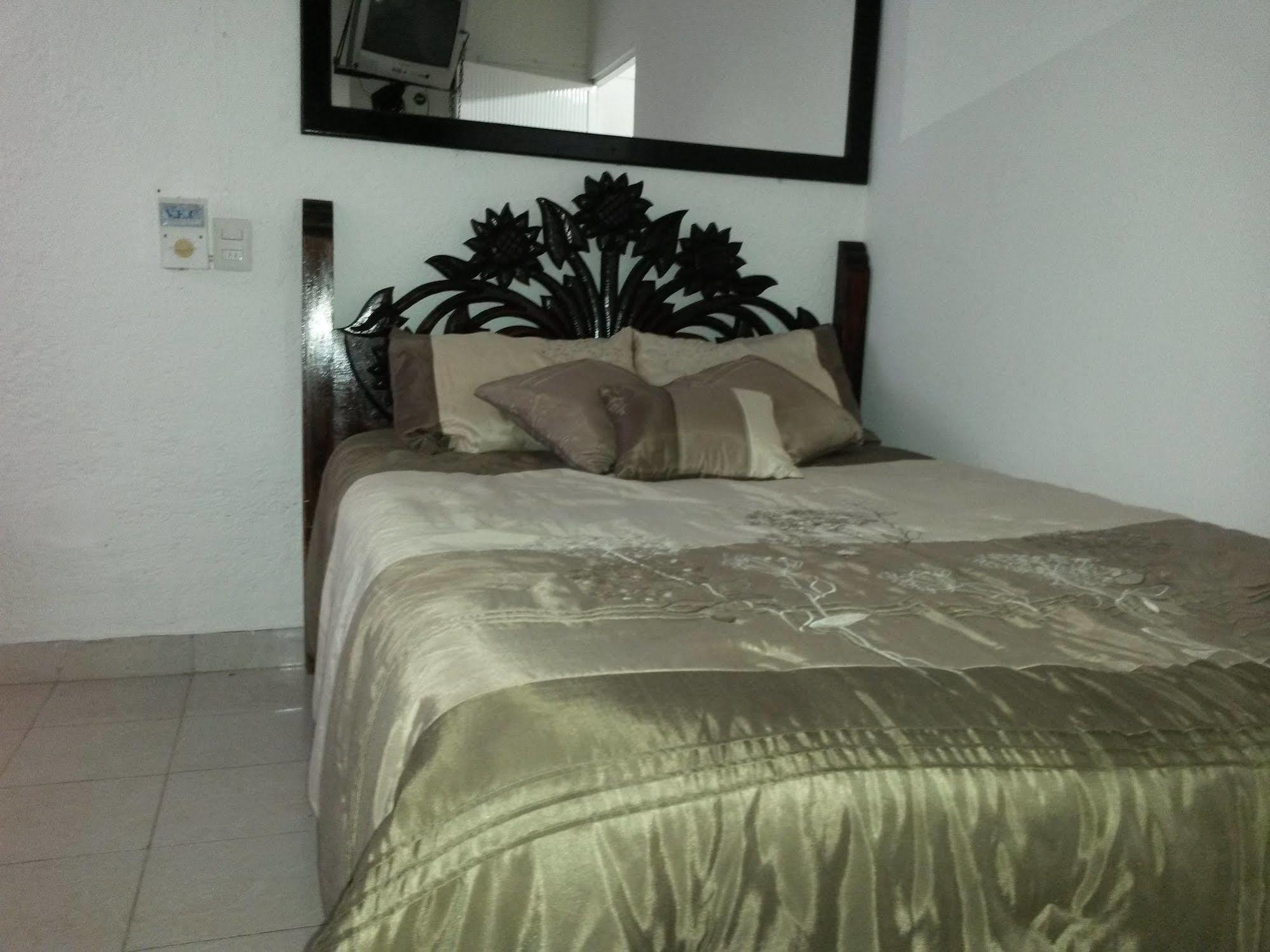Hacienda Agua Azul Hotel