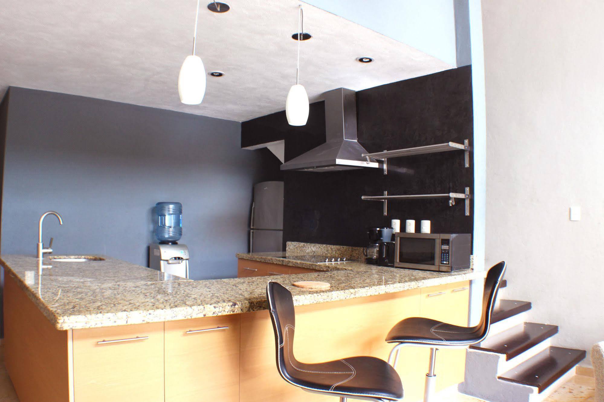 Hotel Ocean Plaza Condos