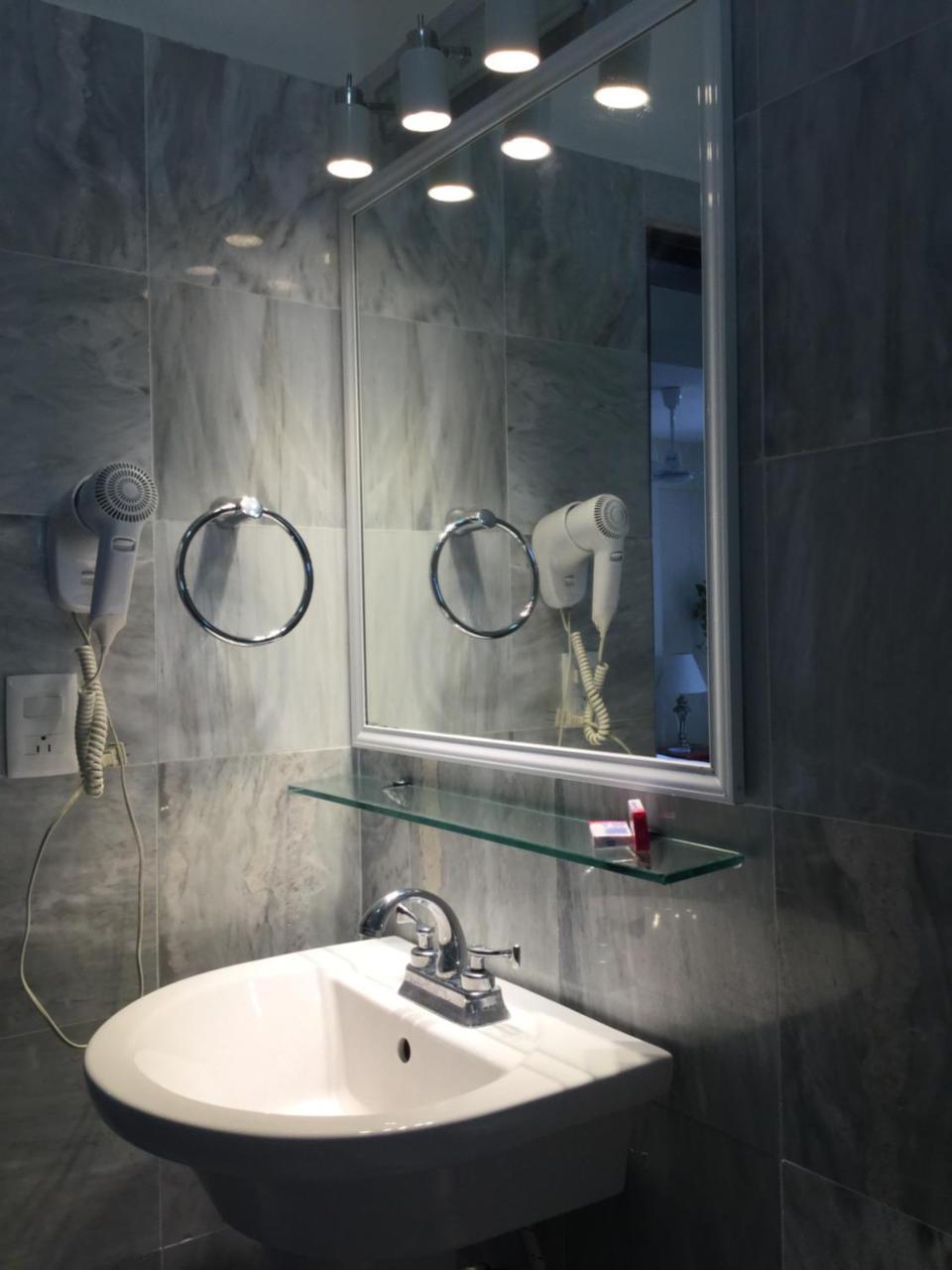 Boutique Delfin 5th Avenue Hotel