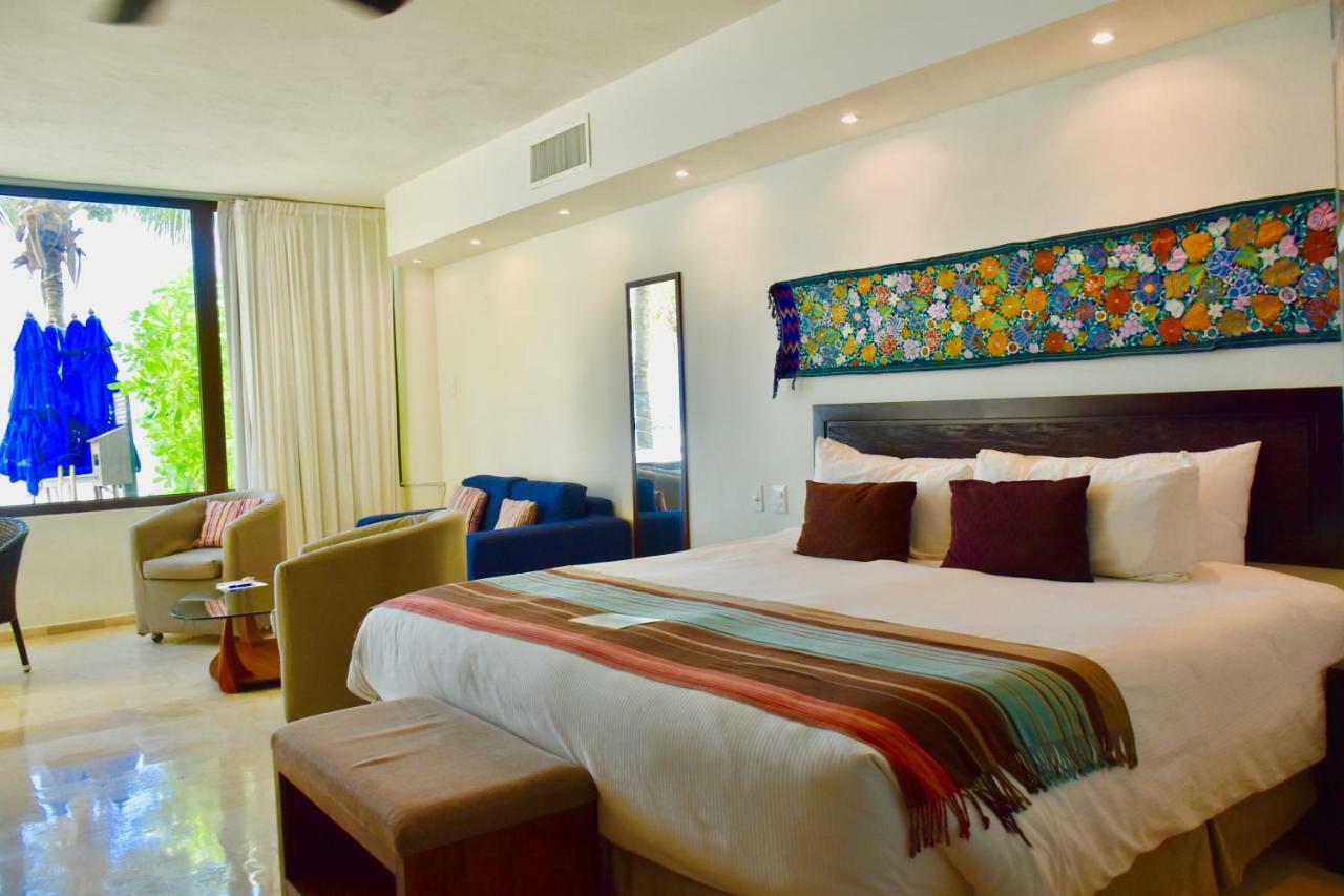 Playa Palms Khách sạn