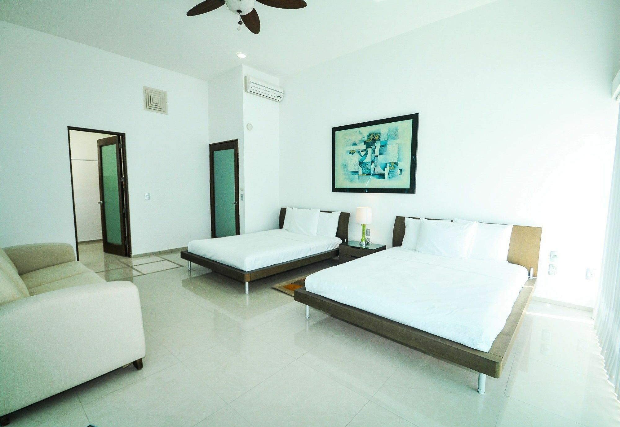 Villa White House By Vimex