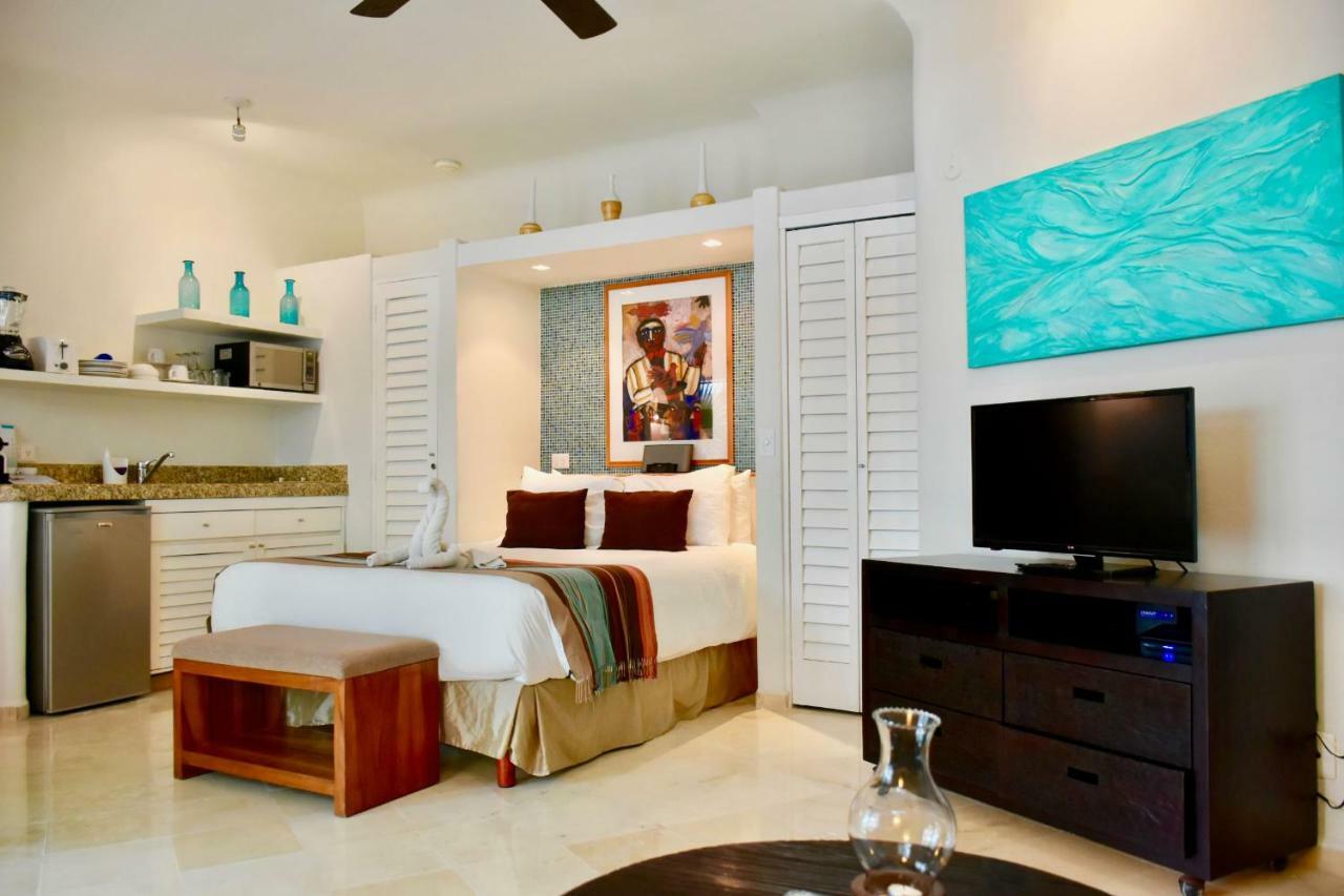 Khách sạn Playa Palms