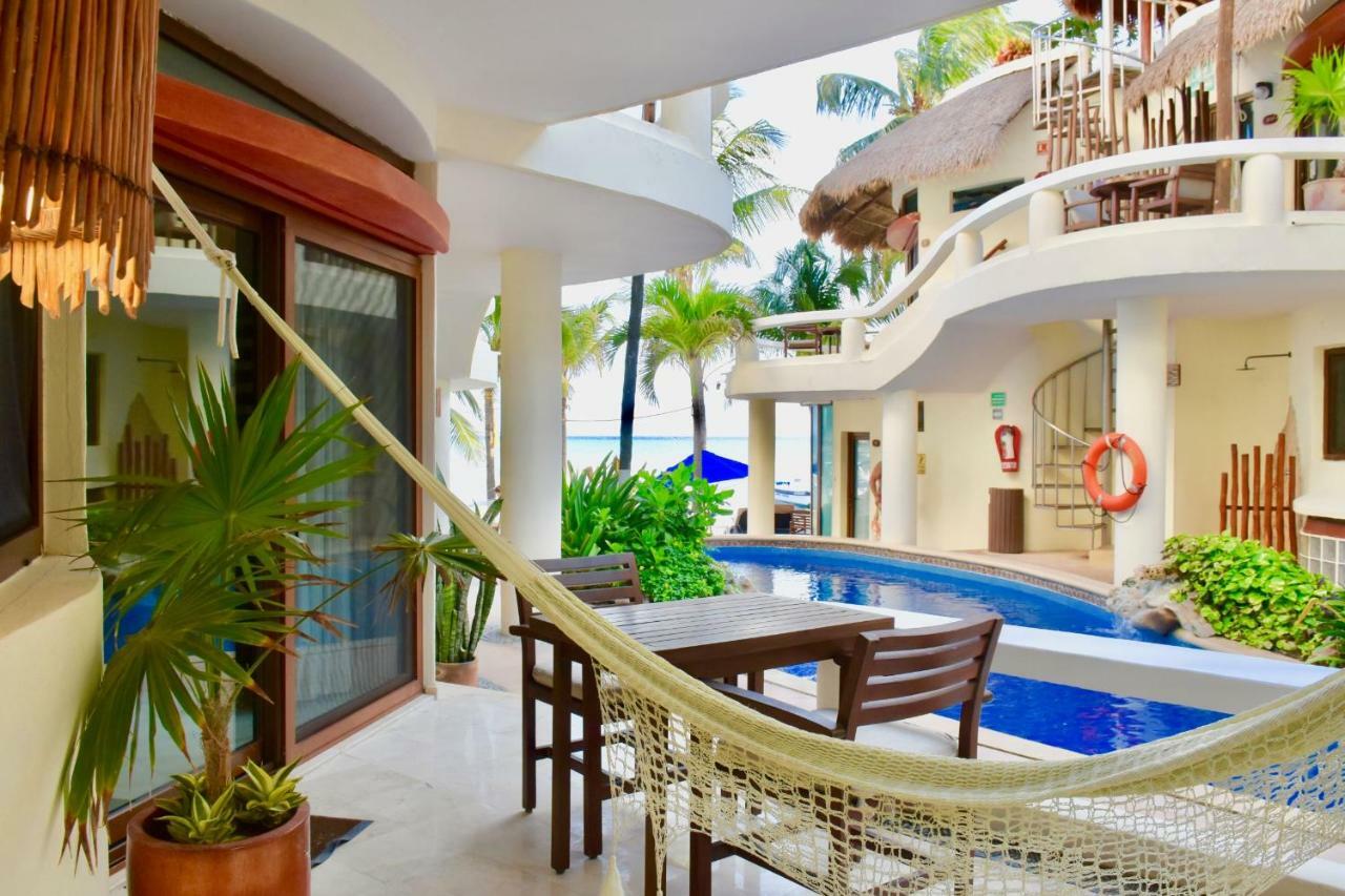 Playa Palms Khách sạn