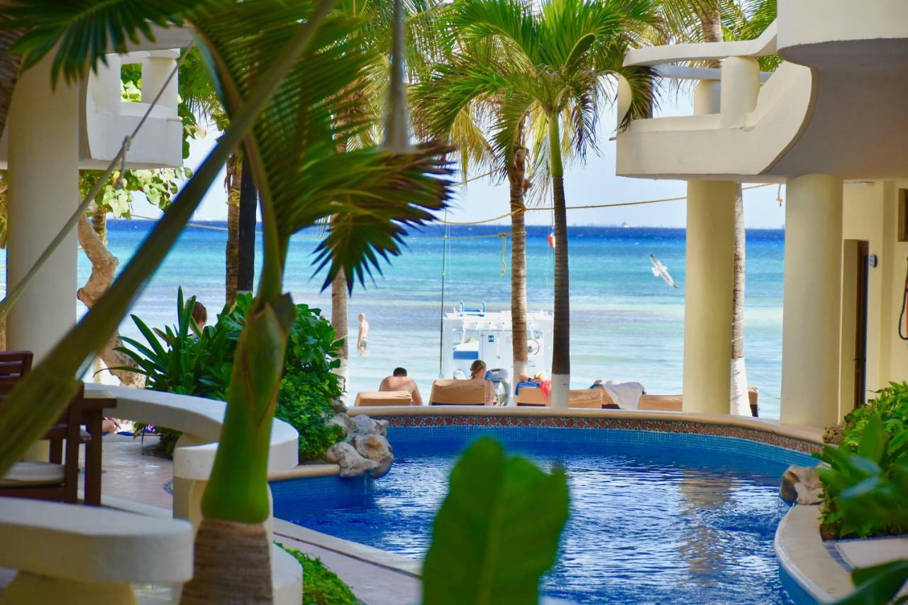 Playa Palms Khách sạn