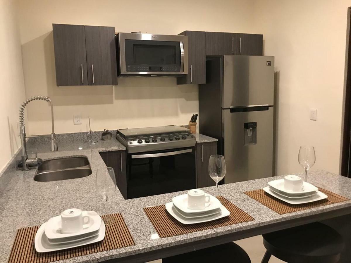 Beautiful 3 Br/3.5 Bath Home@selvanova Pousada