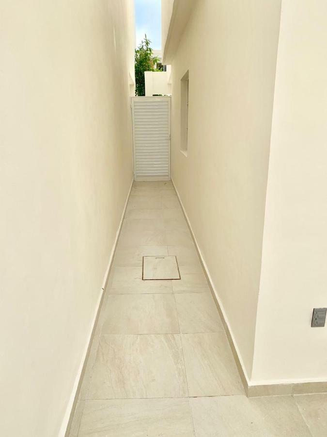 Beautiful 3 Br/3.5 Bath Home@selvanova Pousada Playa del Carmen